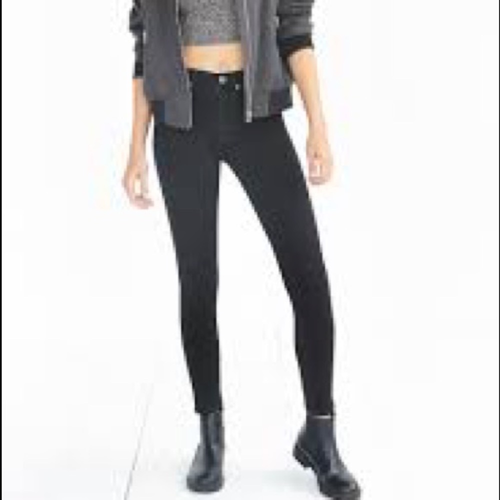 UO Twig High Rise Jeans